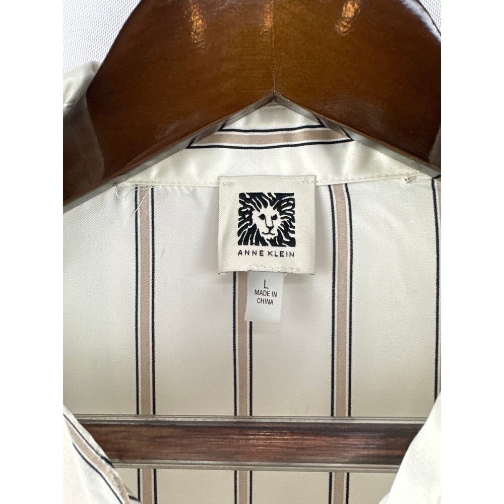 Women’s Anne Klein Cream and Tan Striped Satin Blouse Size L - Picture 2 of 5